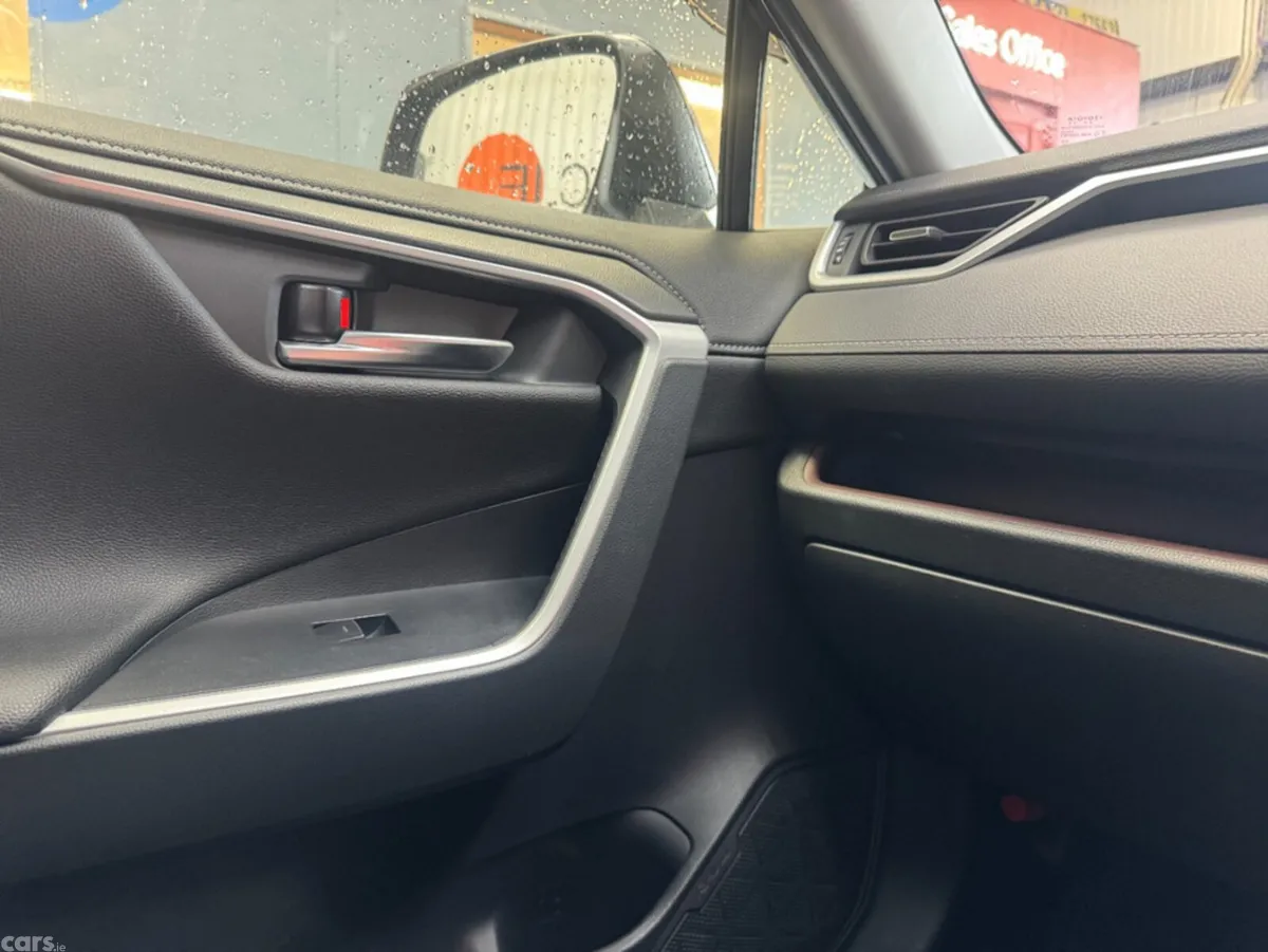 Toyota RAV4 SUV, Petrol Hybrid, 2025, Black