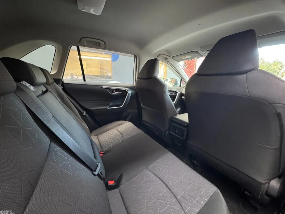 Toyota RAV4 SUV, Petrol Hybrid, 2020, White