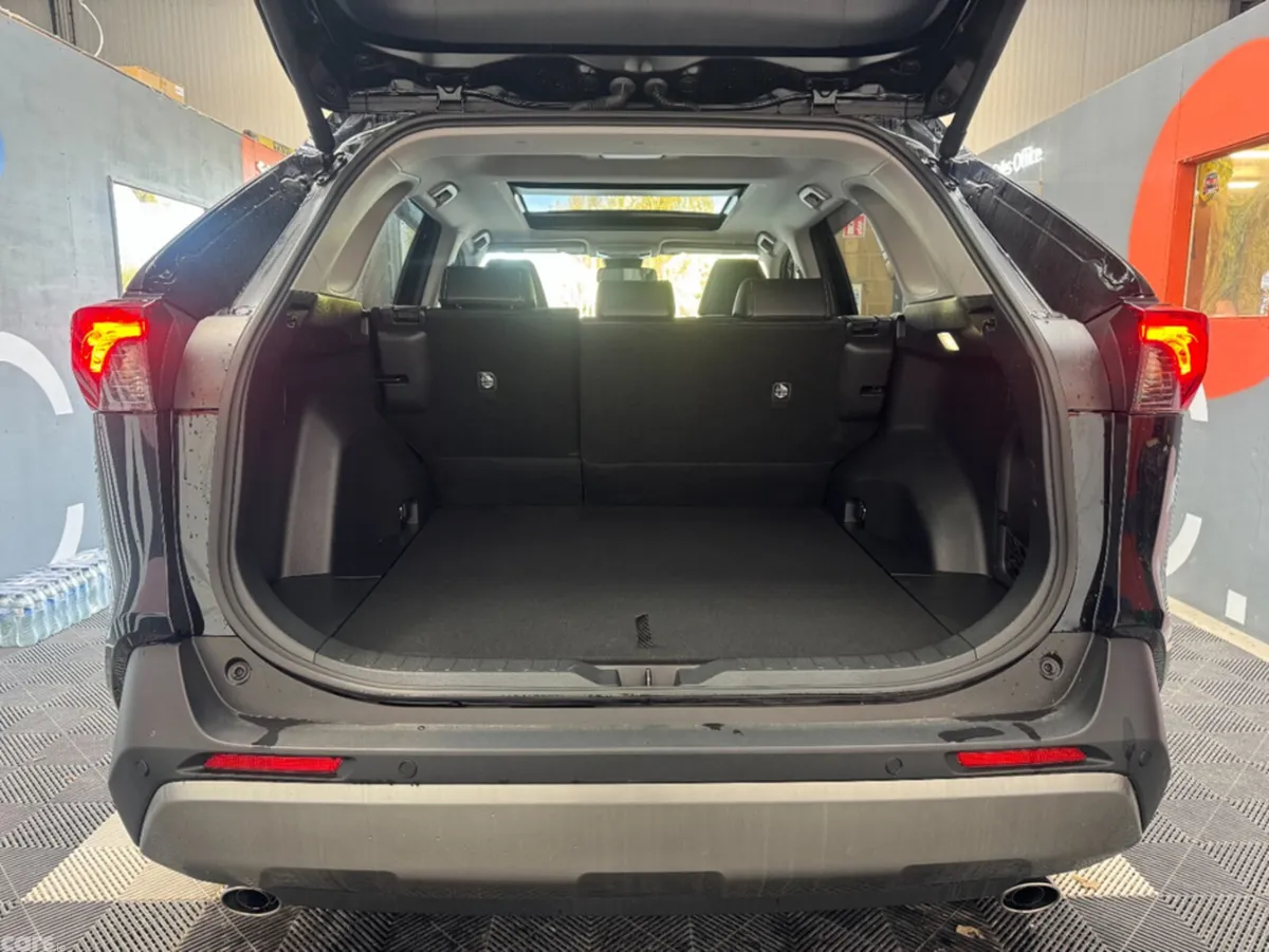 Toyota RAV4 SUV, Petrol Hybrid, 2025, Black