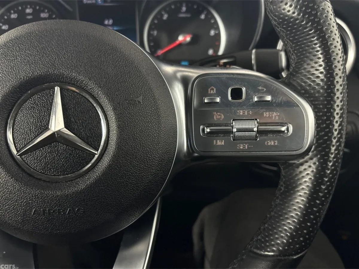Mercedes-Benz GLC Estate, Diesel Plug-in Hybrid, 2021, Black