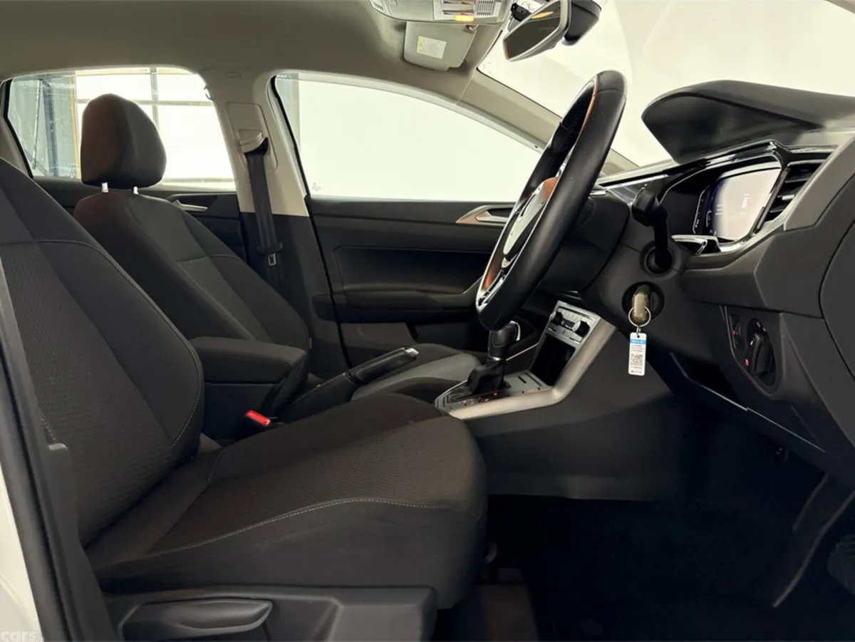 Volkswagen Polo Hatchback, Petrol, 2019, White