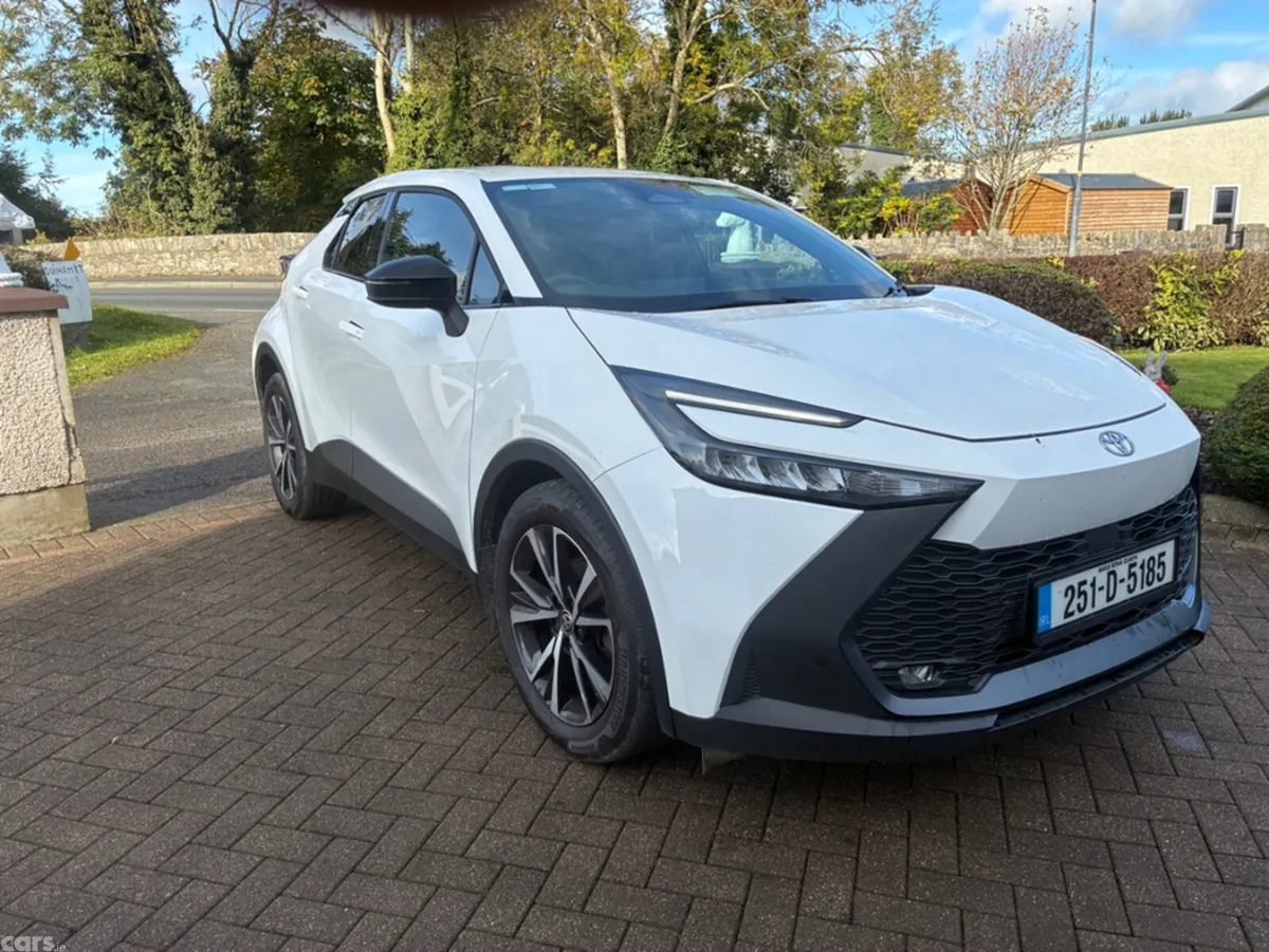 Toyota C-HR Hatchback, Petrol Hybrid, 2025, White