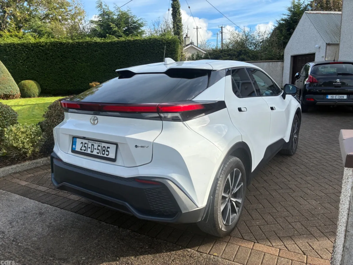 Toyota C-HR Hatchback, Petrol Hybrid, 2025, White