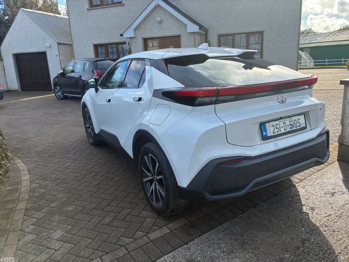Toyota C-HR Hatchback, Petrol Hybrid, 2025, White