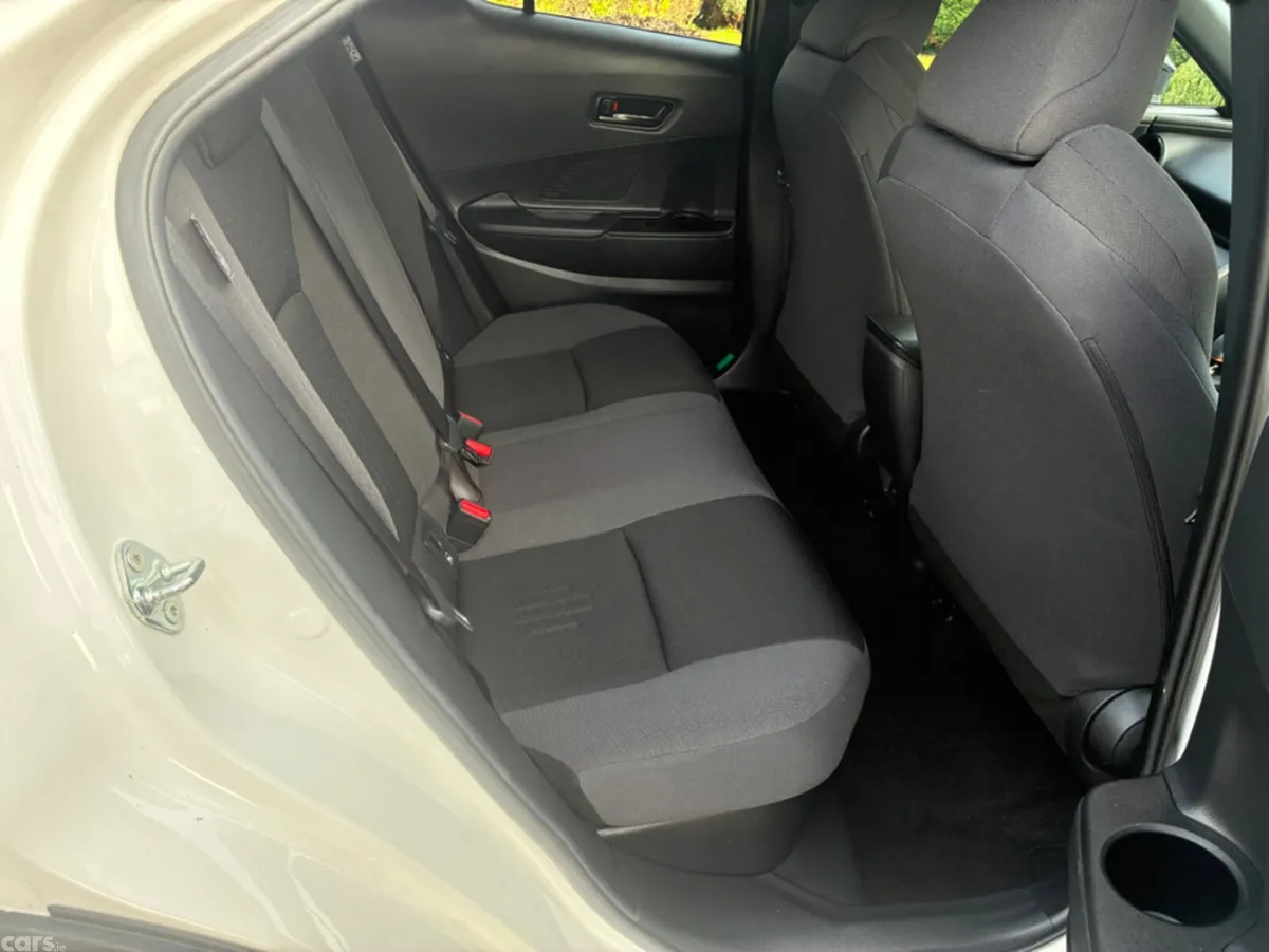 Toyota C-HR Hatchback, Petrol Hybrid, 2025, White