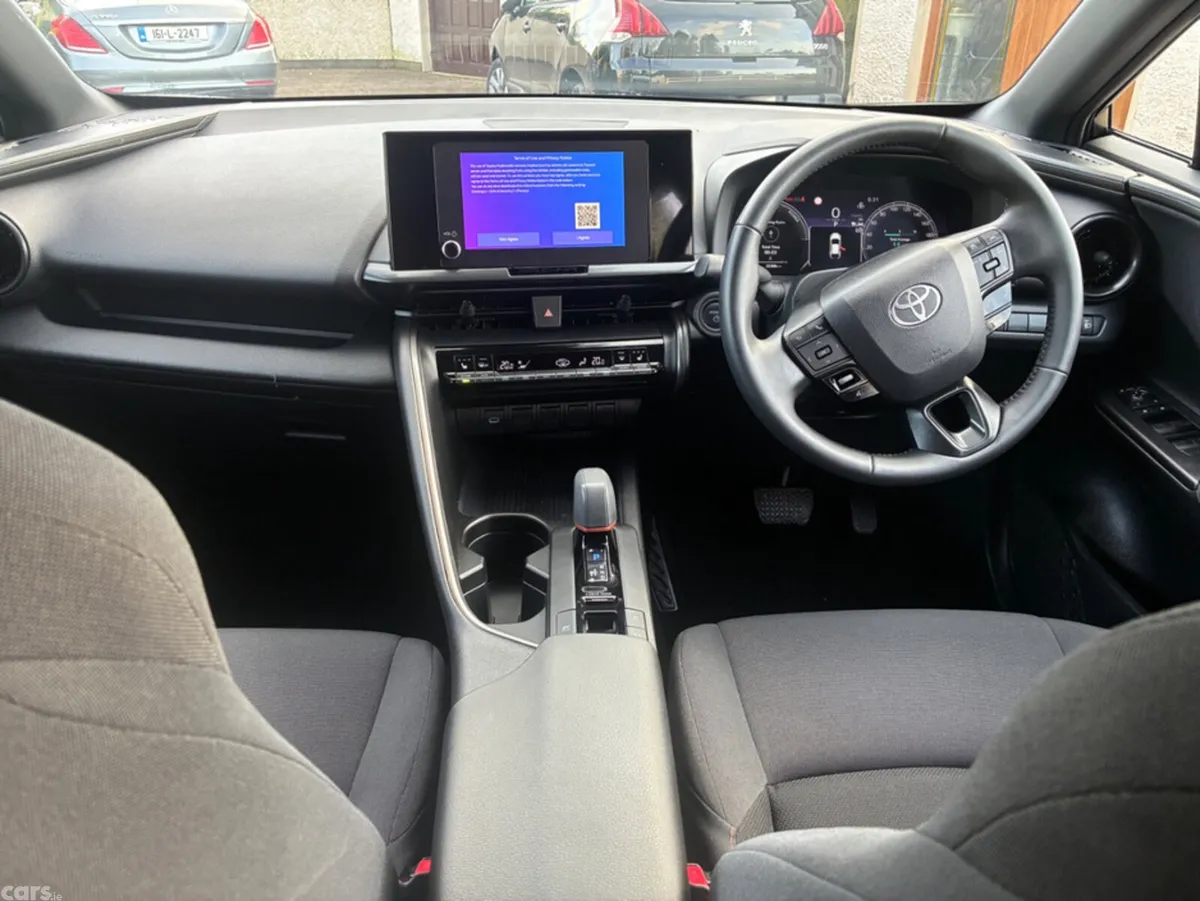 Toyota C-HR Hatchback, Petrol Hybrid, 2025, White