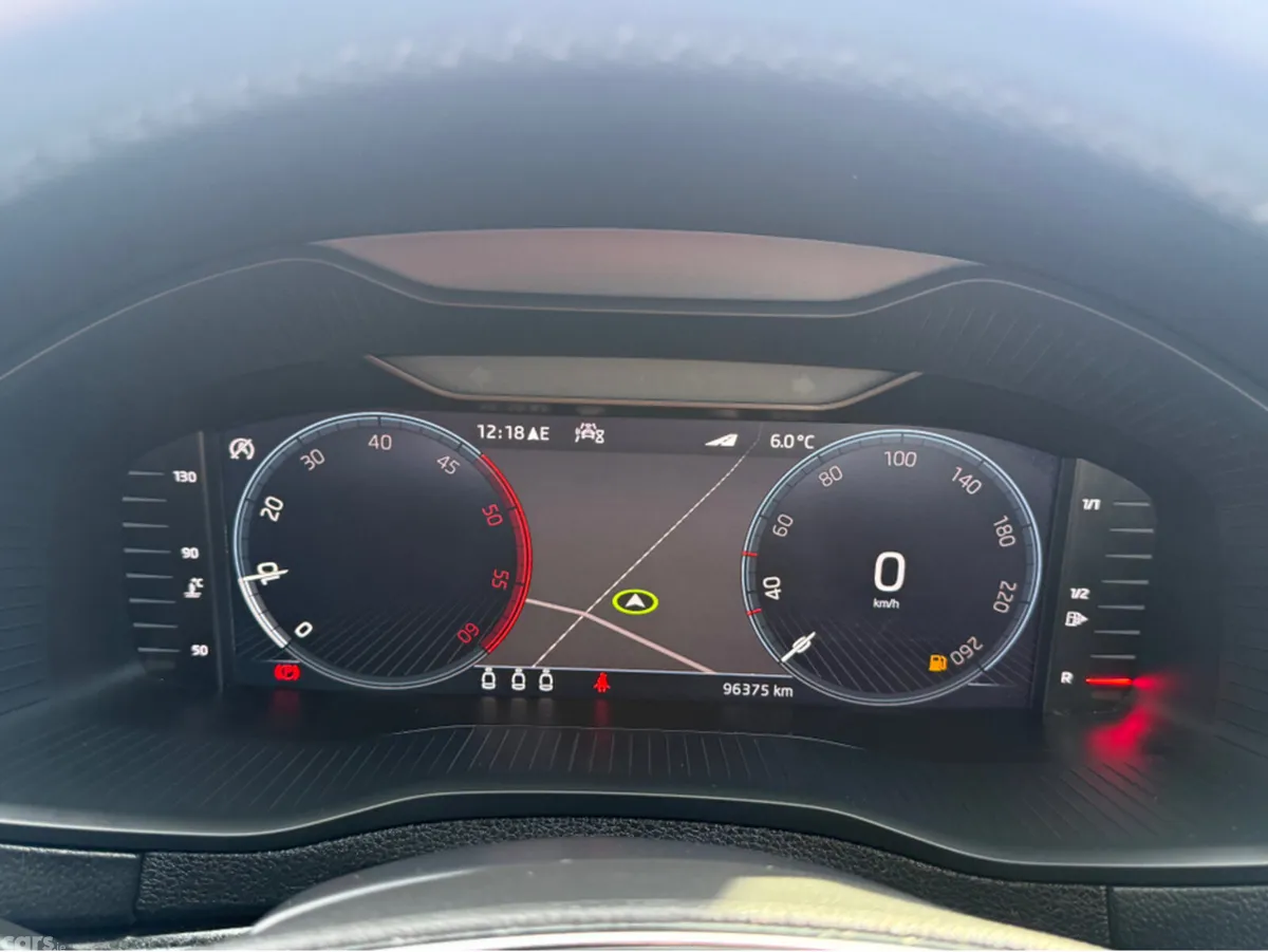 Skoda Karoq SUV, Diesel, 2024, Grey