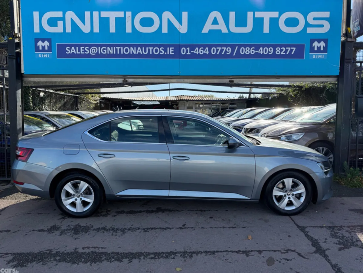 Skoda Superb Saloon, Diesel, 2016, Grey