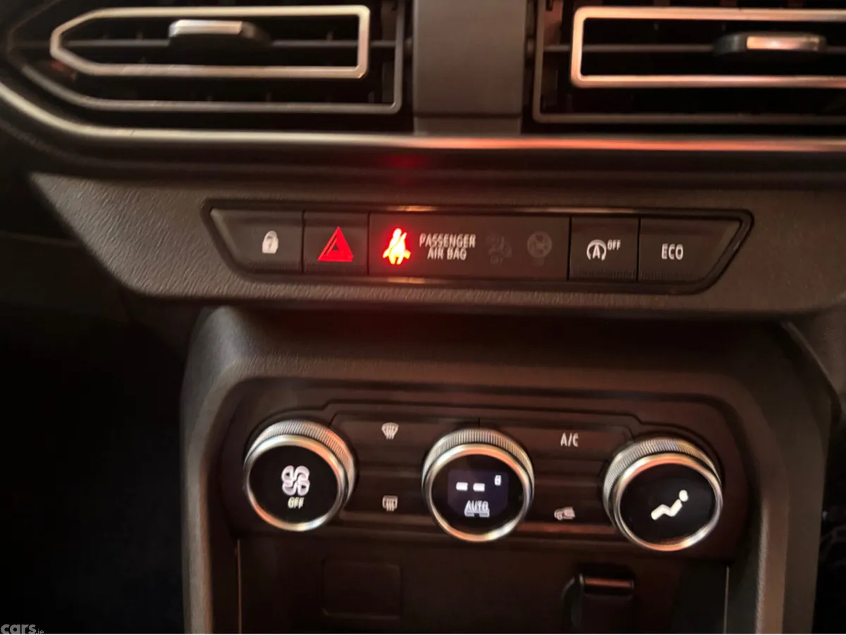 Dacia Jogger MPV, Petrol, 2022, Black