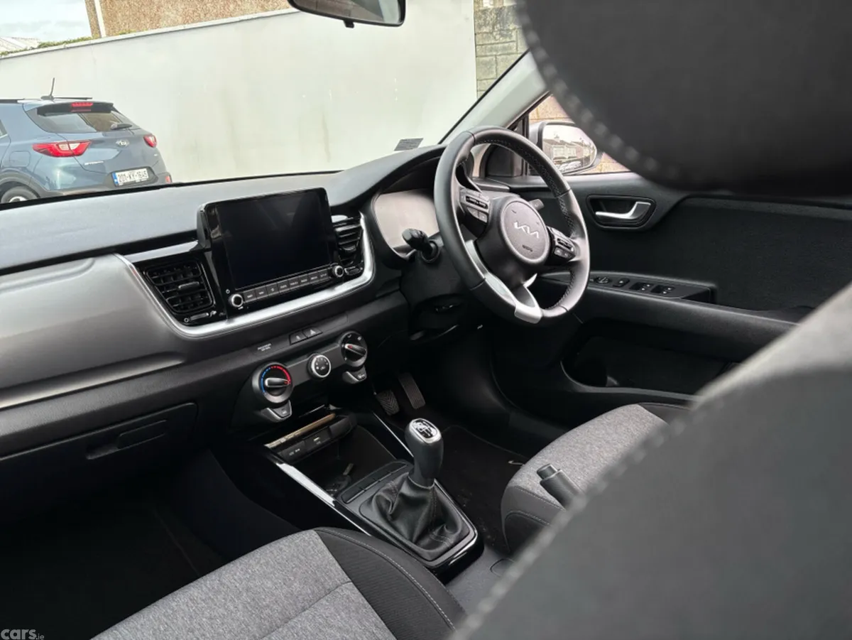 Kia Stonic SUV, Petrol, 2026, Grey
