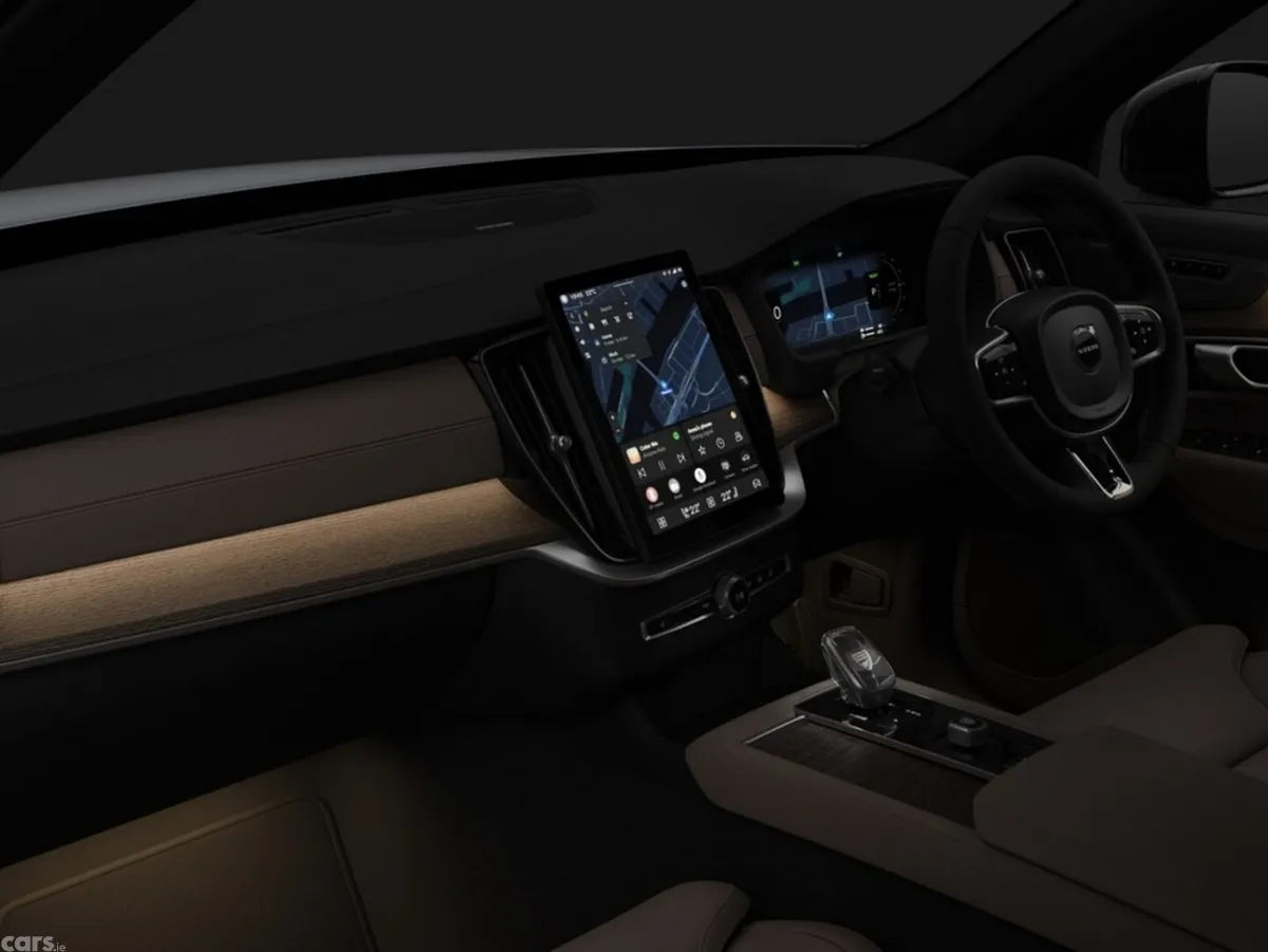 Volvo XC90 SUV, Petrol Plug-in Hybrid, 2027, Blue