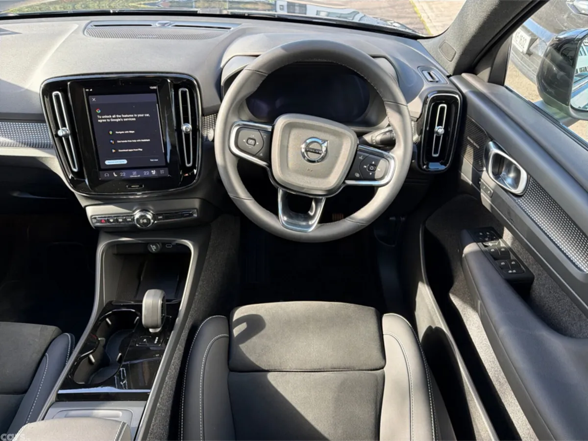 Volvo EX40 SUV, Electric, 2026, Blue