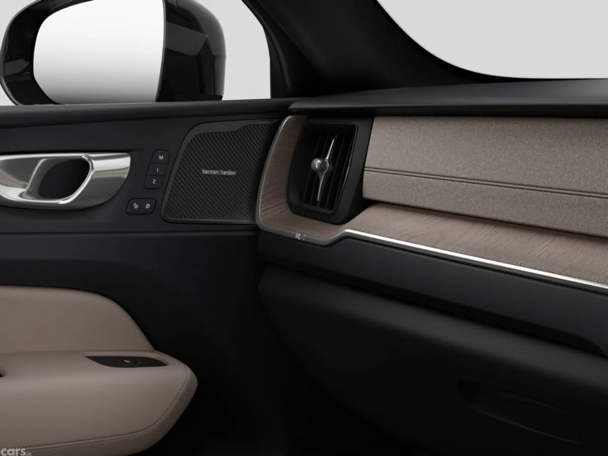 Volvo XC60 SUV, Petrol Plug-in Hybrid, 2027, Black