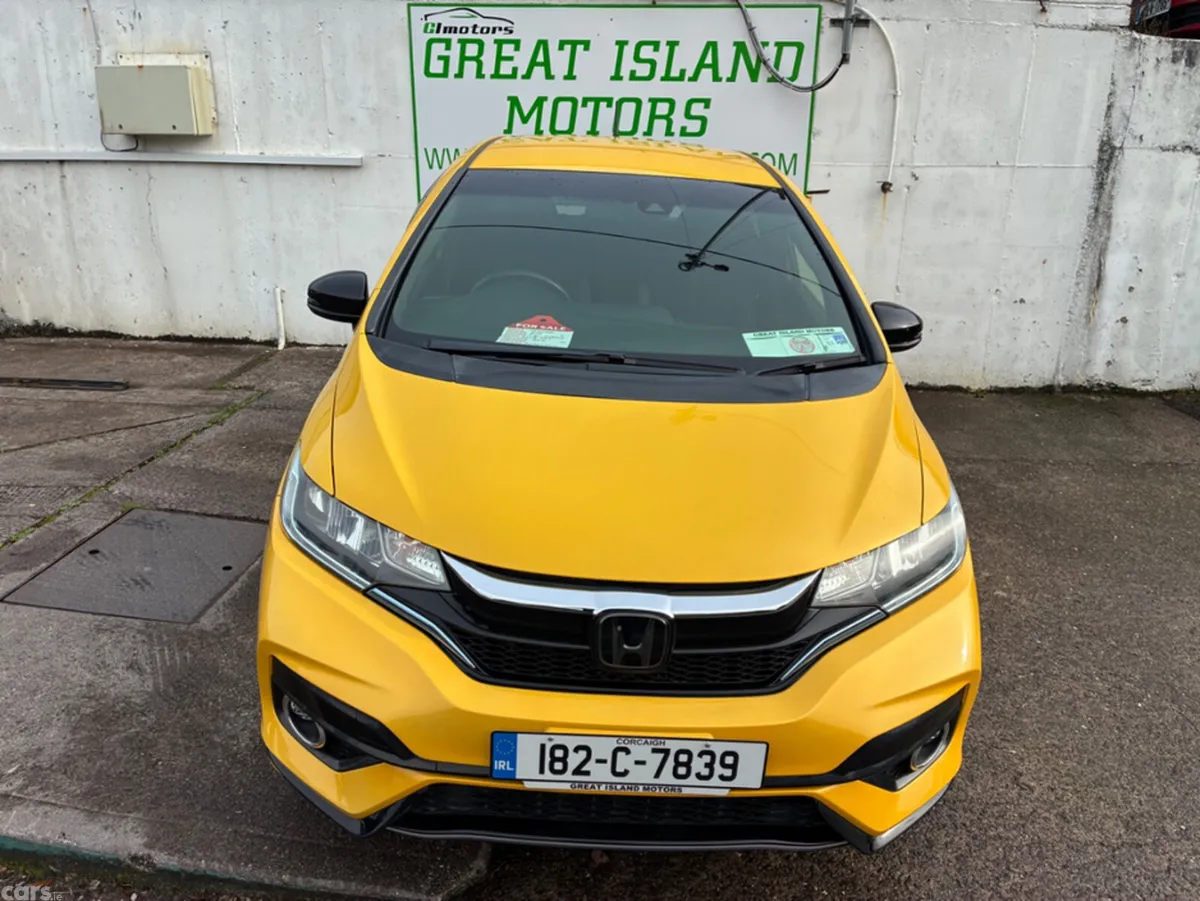 Honda Fit Hatchback, Petrol Hybrid, 2018, Yellow