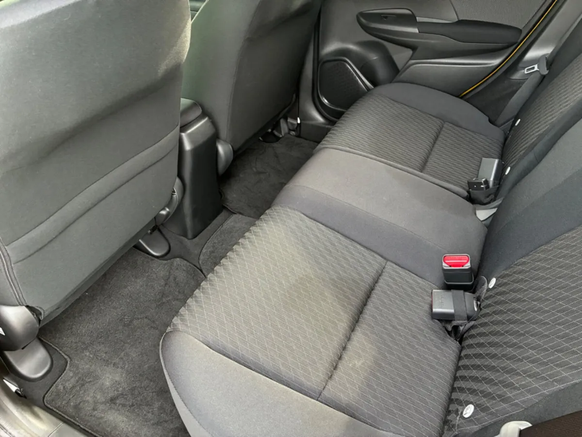 Honda Fit Hatchback, Petrol Hybrid, 2018, Yellow
