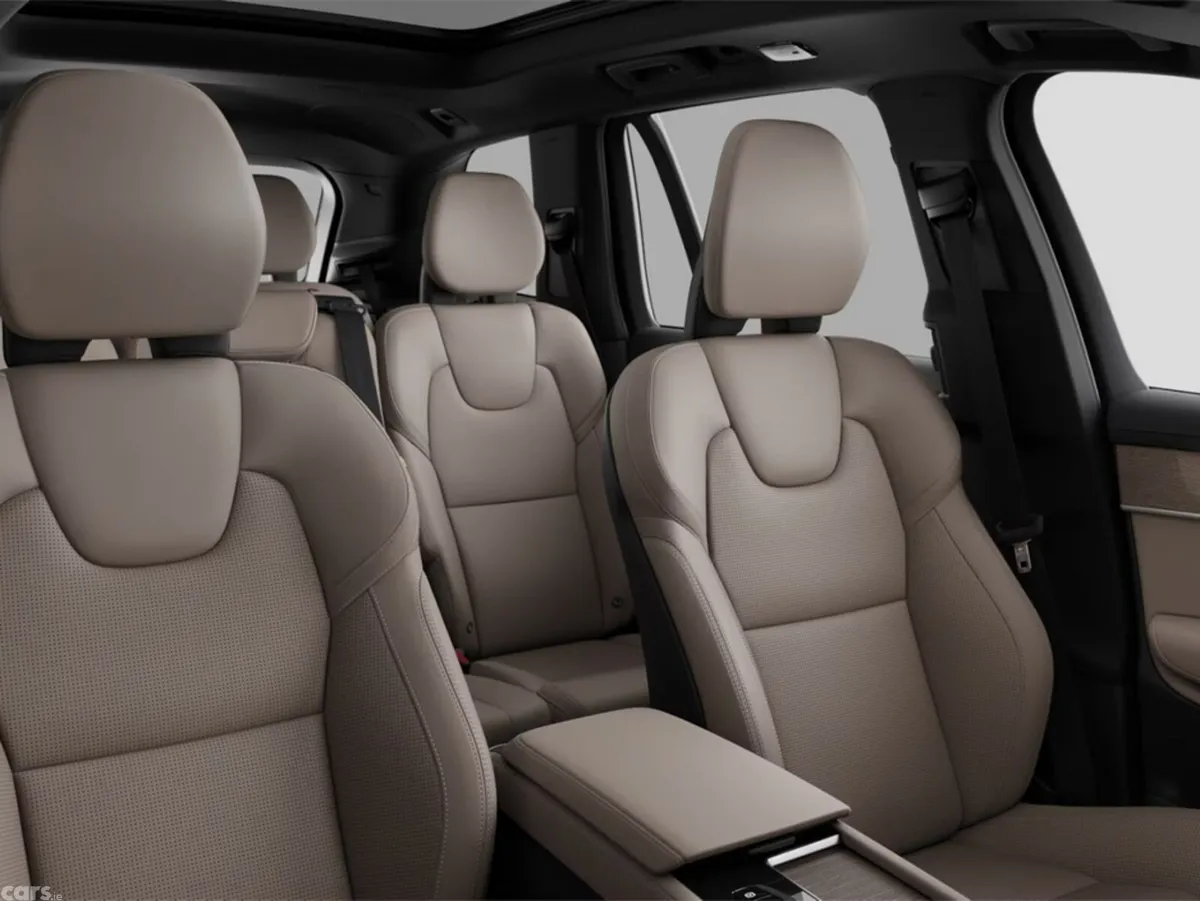 Volvo XC90 SUV, Petrol Plug-in Hybrid, 2027, Red