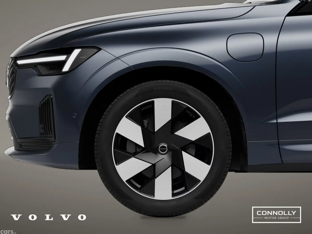 Volvo XC60 SUV, Petrol Plug-in Hybrid, 2027, Blue