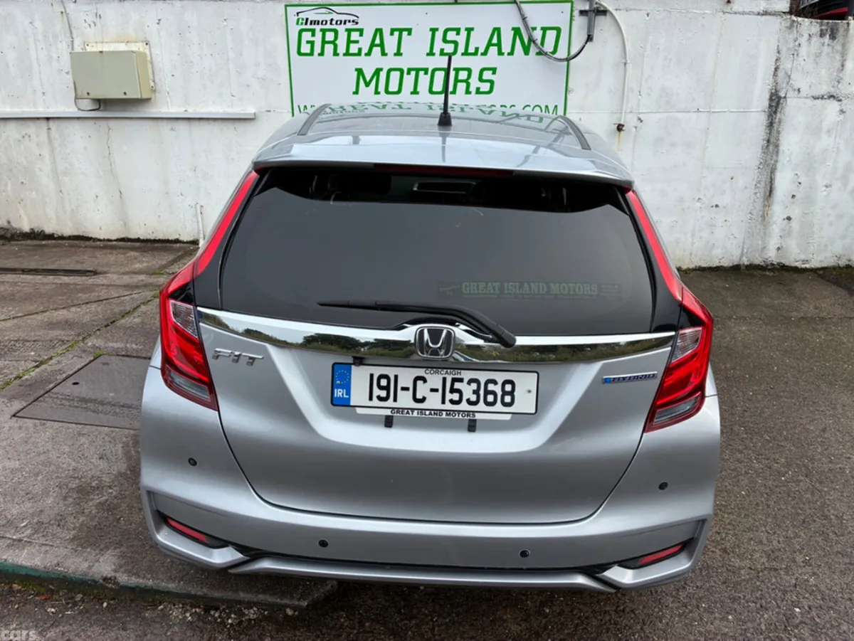 Honda Fit Hatchback, Petrol Hybrid, 2019, Silver