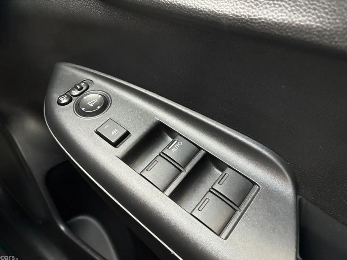 Honda Fit Hatchback, Petrol Hybrid, 2019, Silver