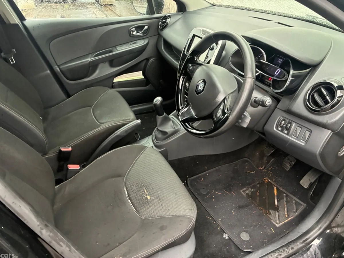 Renault Clio Hatchback, Petrol, 2013, Black