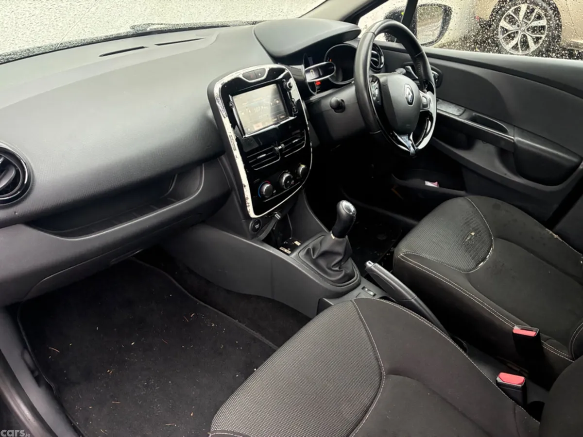 Renault Clio Hatchback, Petrol, 2013, Black