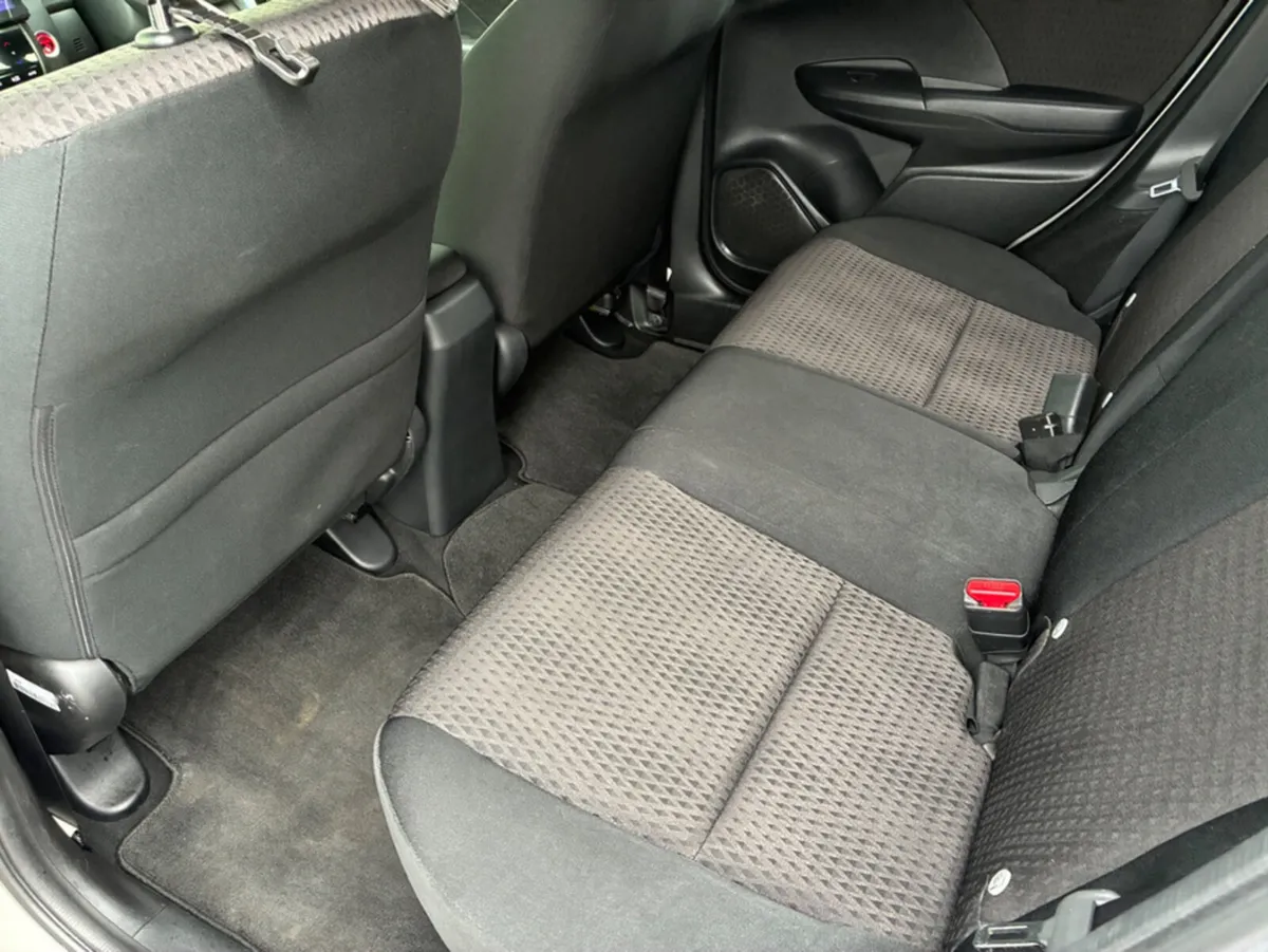 Honda Fit Hatchback, Petrol Hybrid, 2019, White