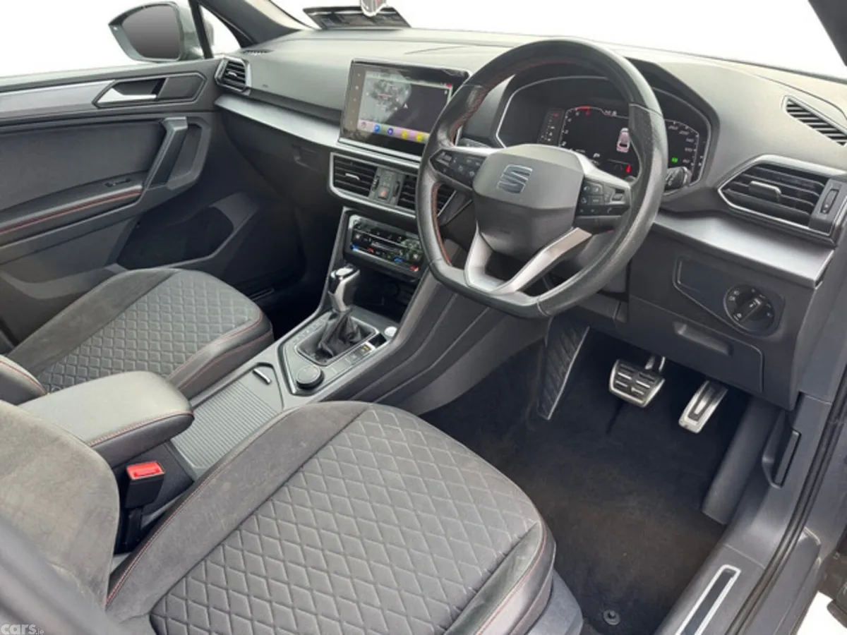 SEAT Tarraco Estate, Diesel, 2023, Grey
