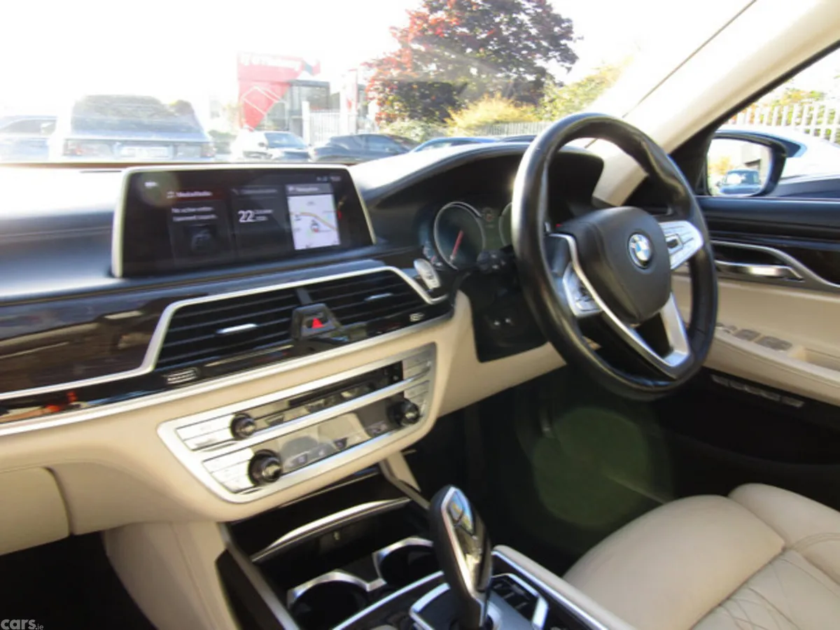 BMW 7-Series Saloon, Diesel, 2018, Blue