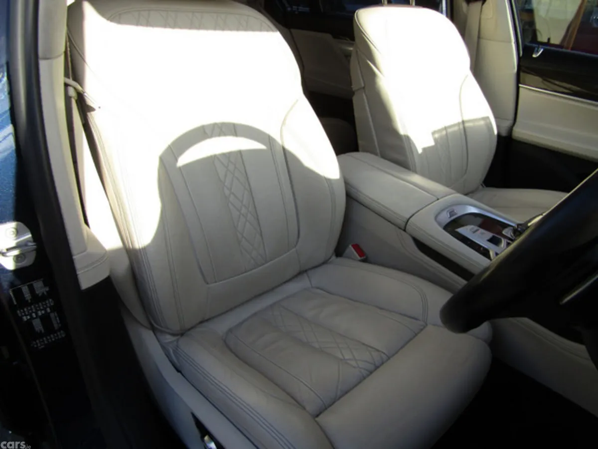 BMW 7-Series Saloon, Diesel, 2018, Blue