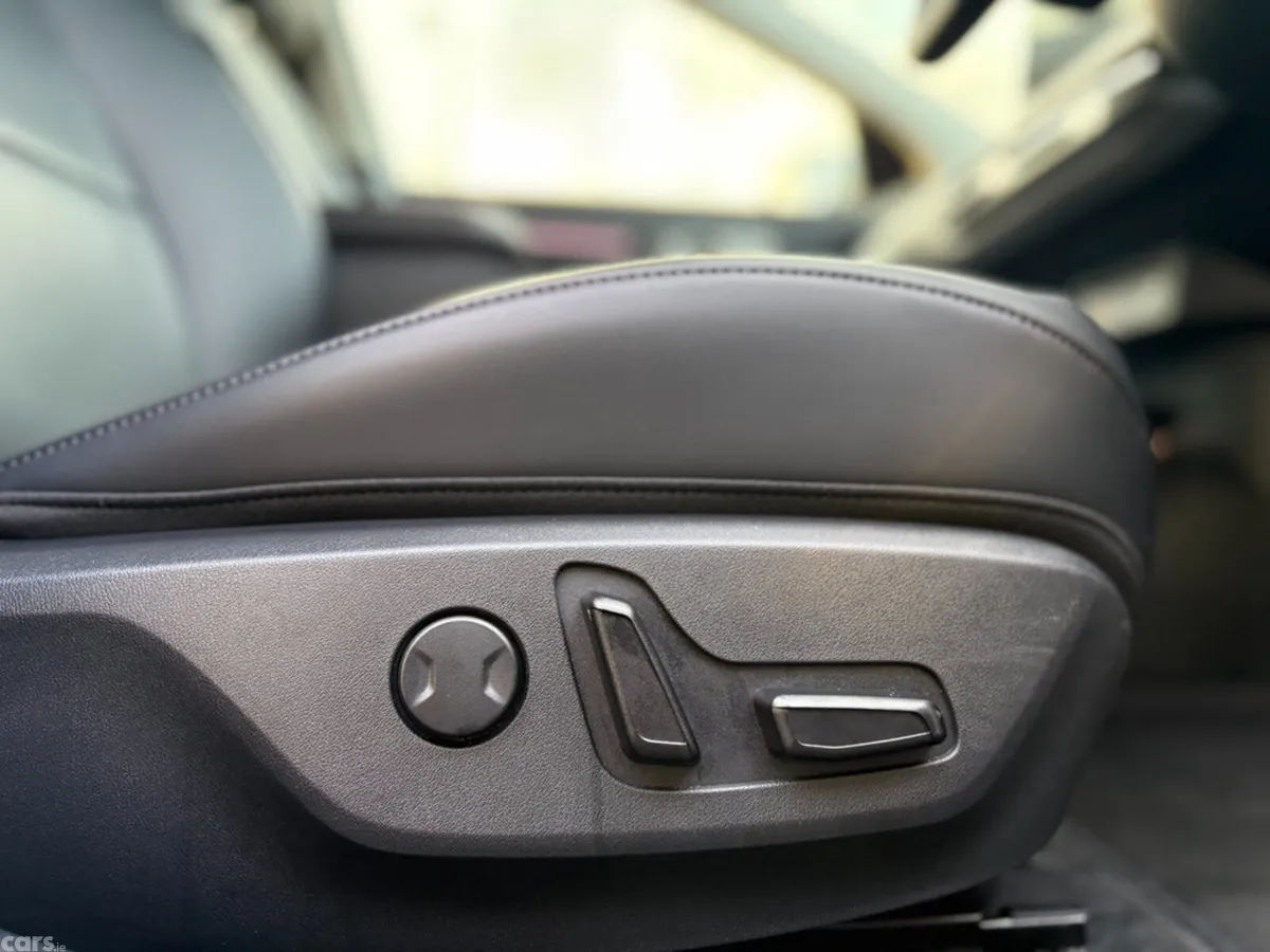Kia EV4 Hatchback, Electric, 2026, White