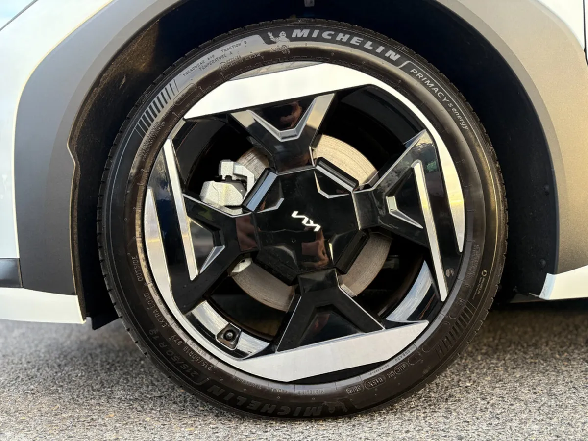 Kia EV4 Hatchback, Electric, 2026, White