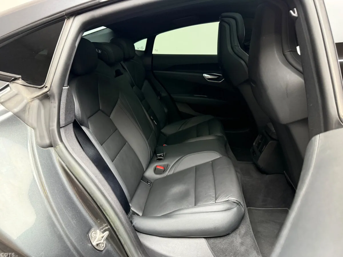 Audi e-tron GT Coupe, Electric, 2023, Grey