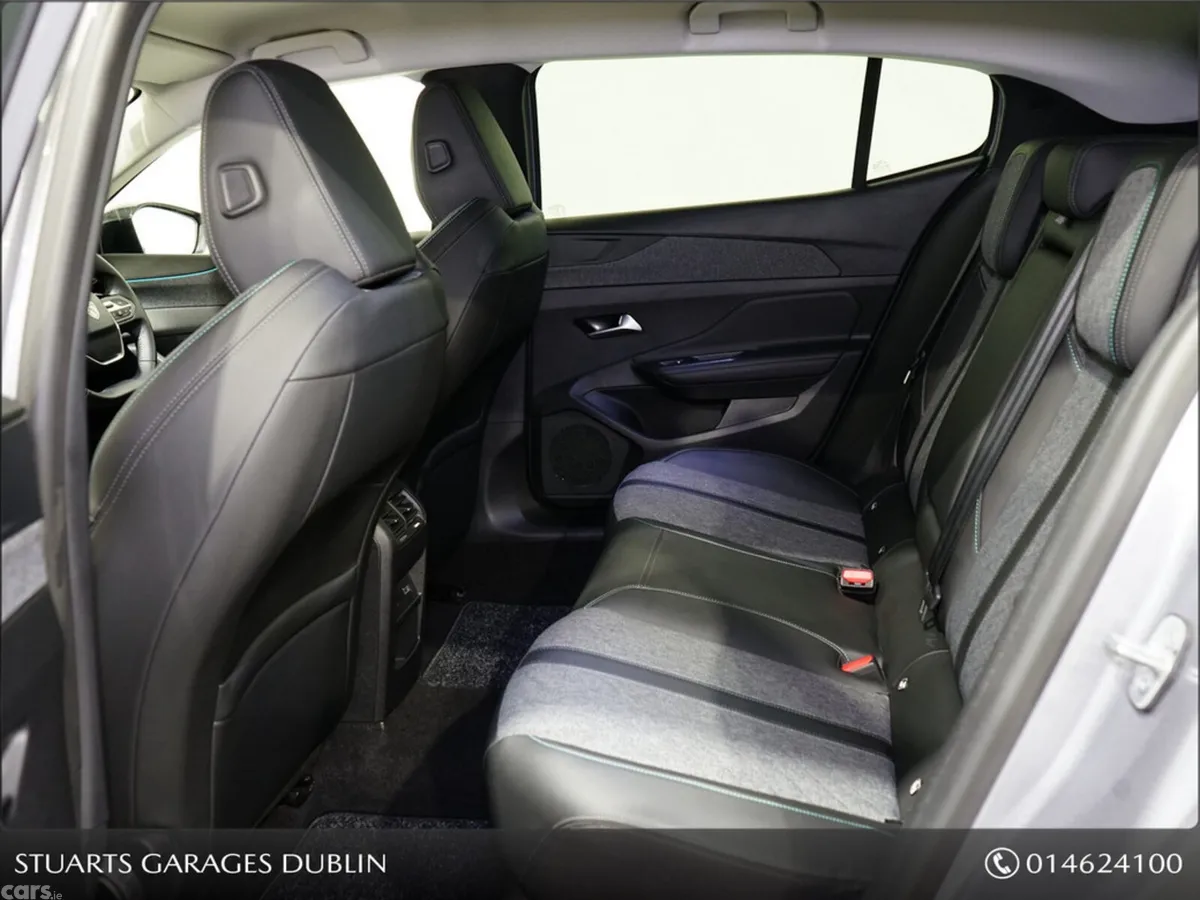 Peugeot 408 Hatchback, Petrol, 2023, Grey