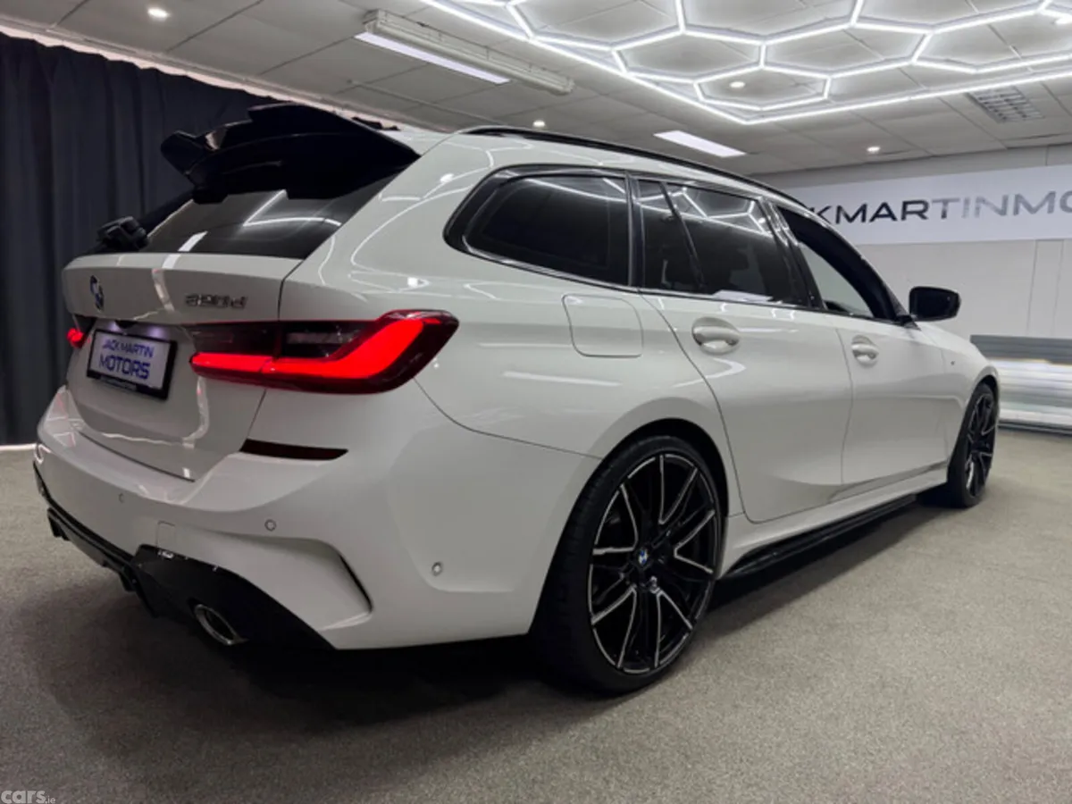 BMW 3-Series Estate, Diesel, 2020, White