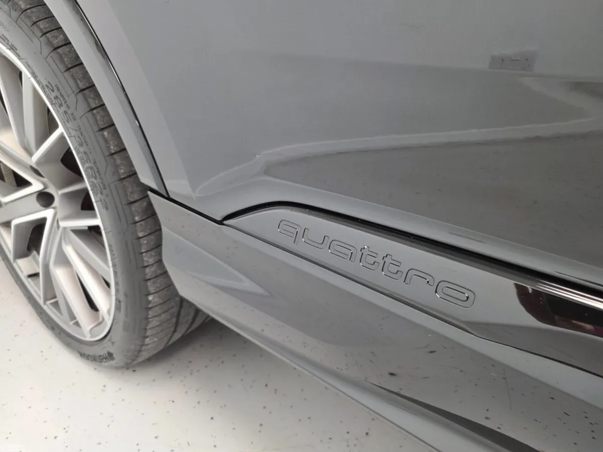 Audi Q7 SUV, Petrol Plug-in Hybrid, 2023, Black