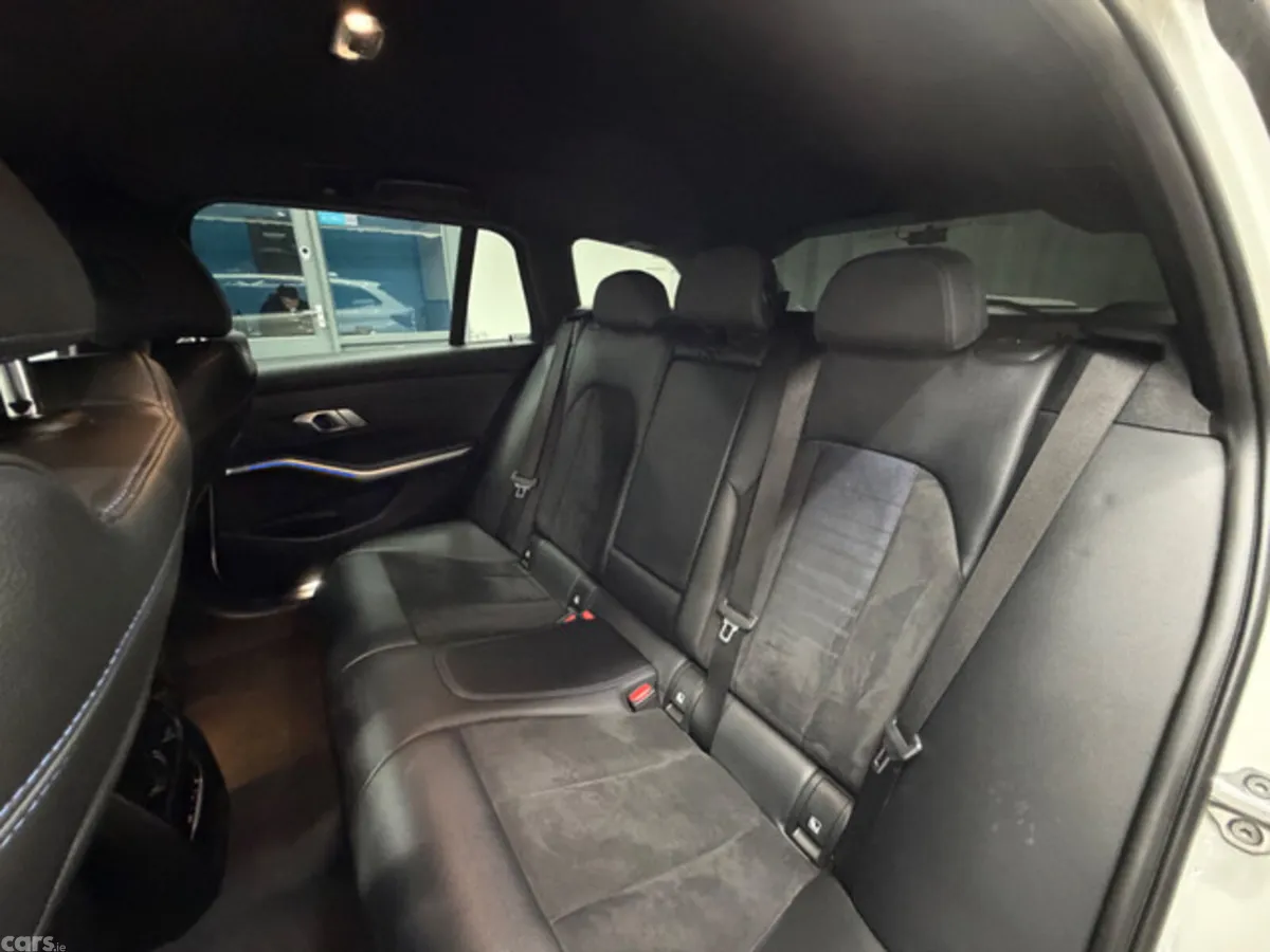 BMW 3-Series Estate, Diesel, 2020, White