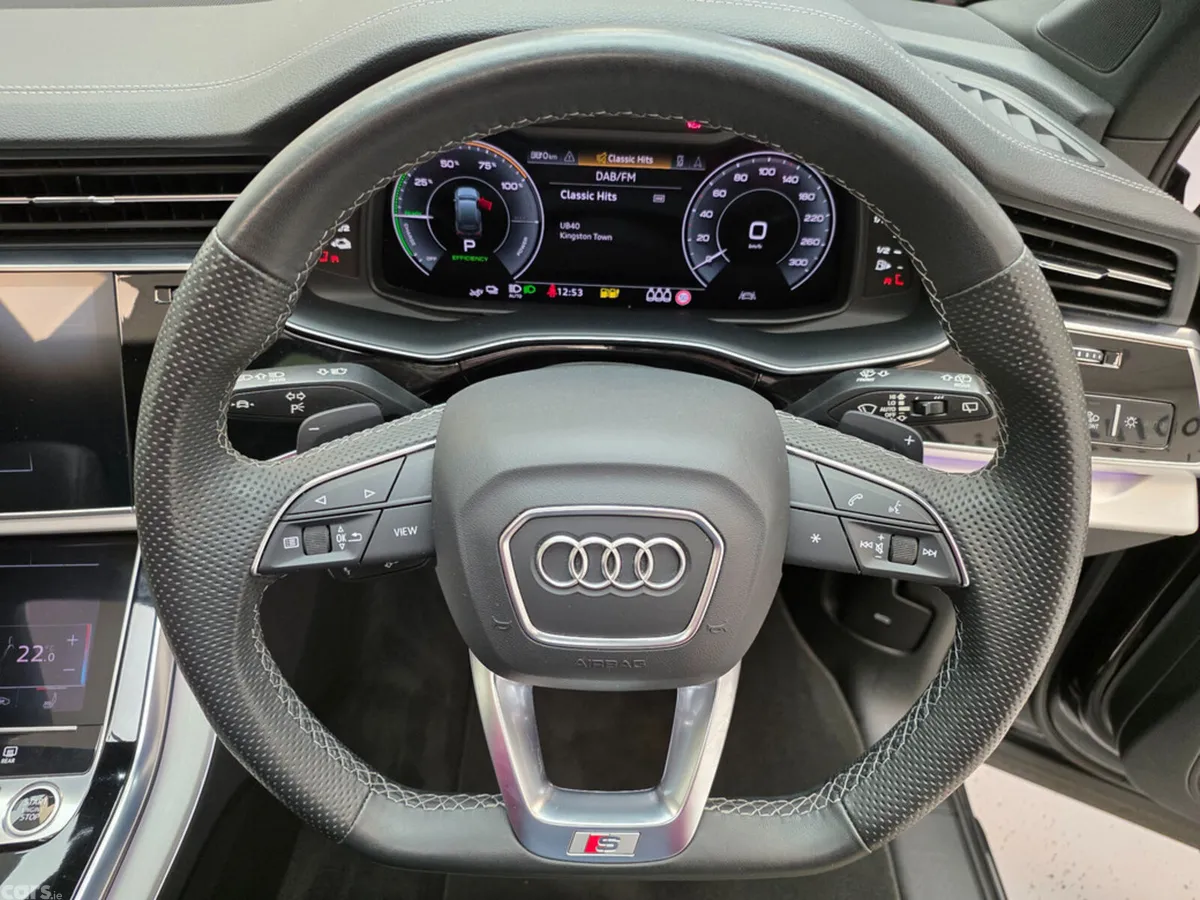 Audi Q7 SUV, Petrol Plug-in Hybrid, 2023, Black