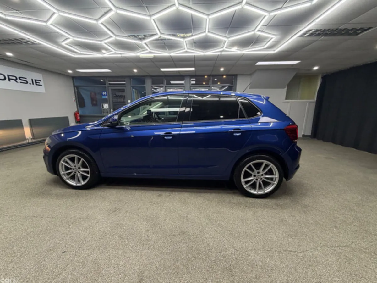 Volkswagen Polo Hatchback, Petrol, 2018, Blue