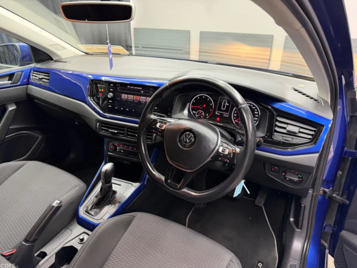 Volkswagen Polo Hatchback, Petrol, 2018, Blue