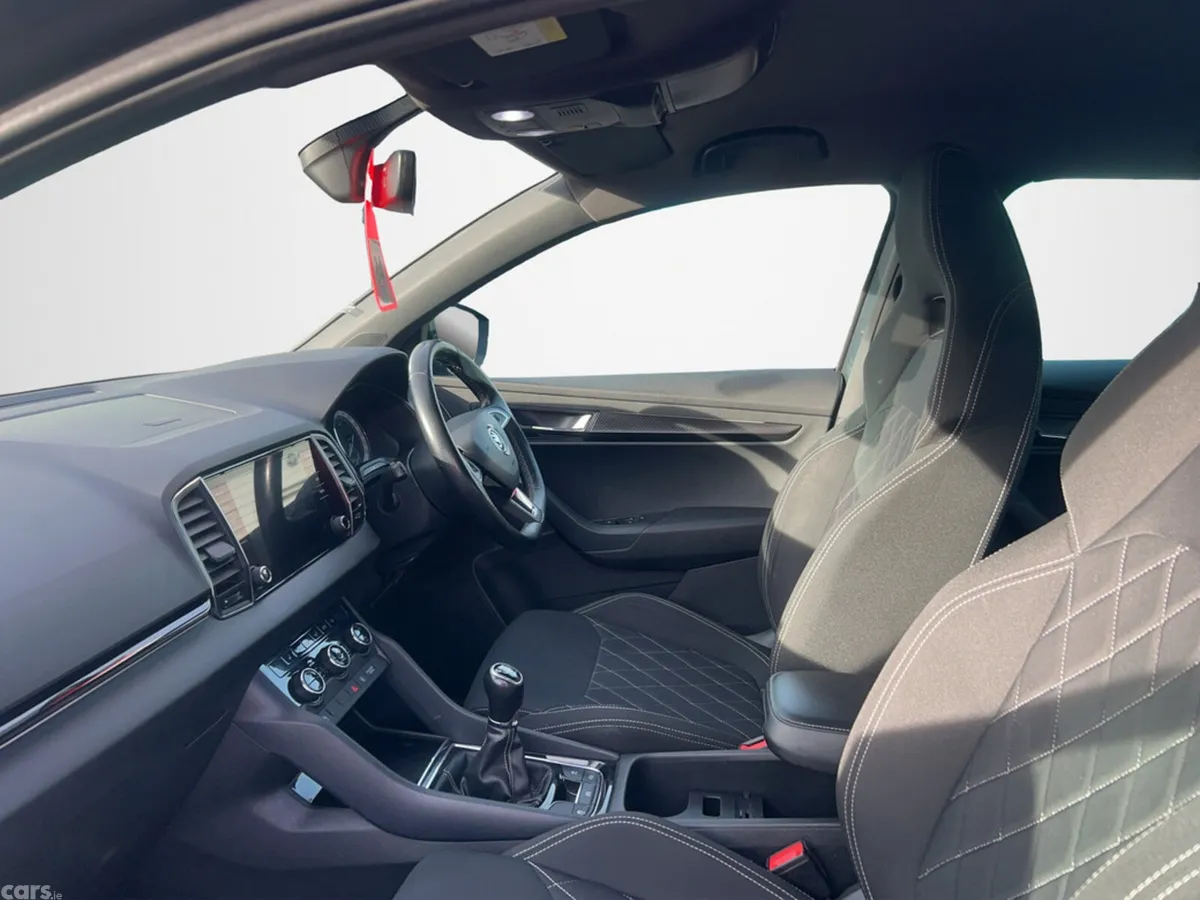 Skoda Karoq Estate, Diesel, 2020, Grey