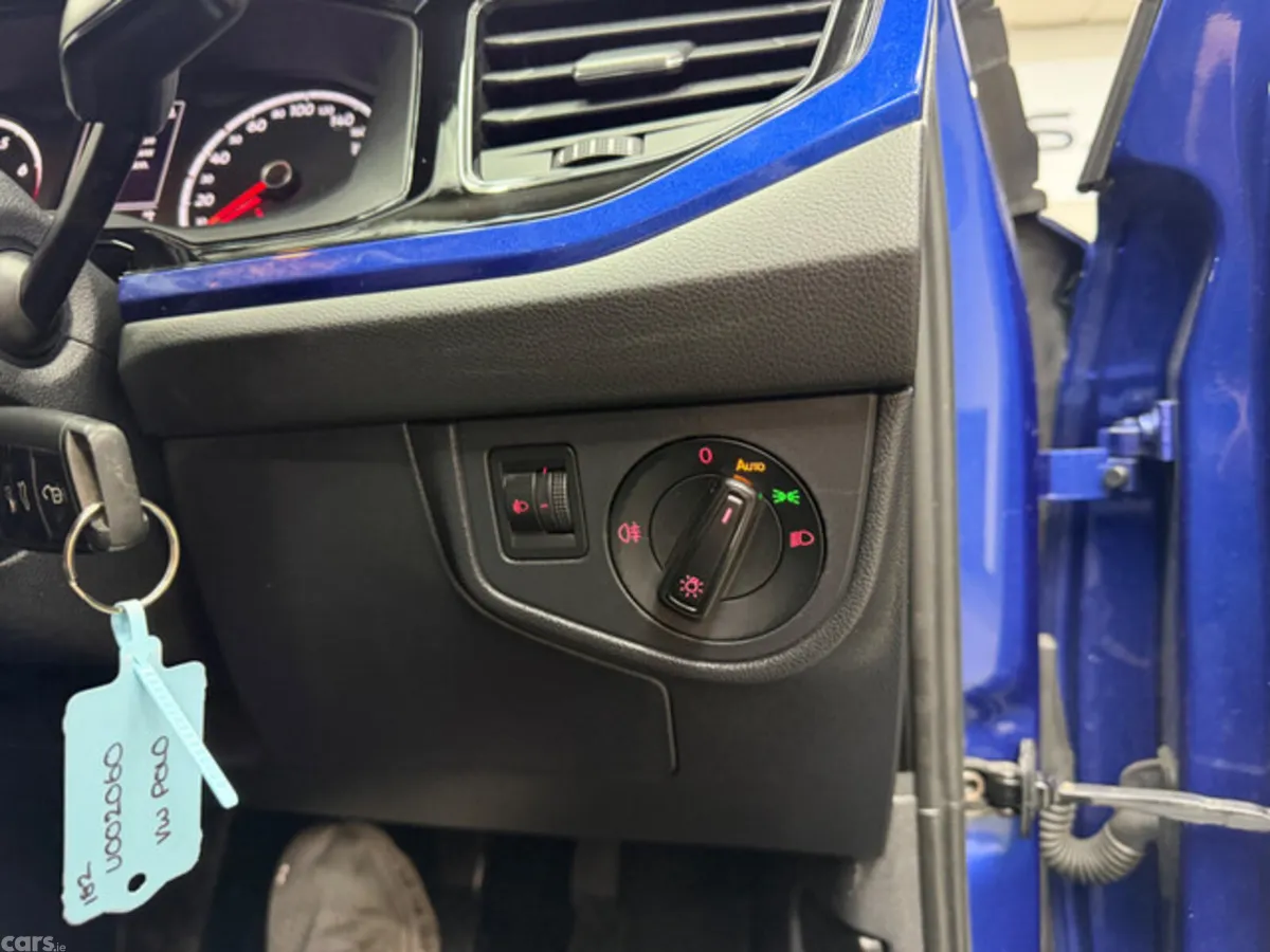 Volkswagen Polo Hatchback, Petrol, 2018, Blue