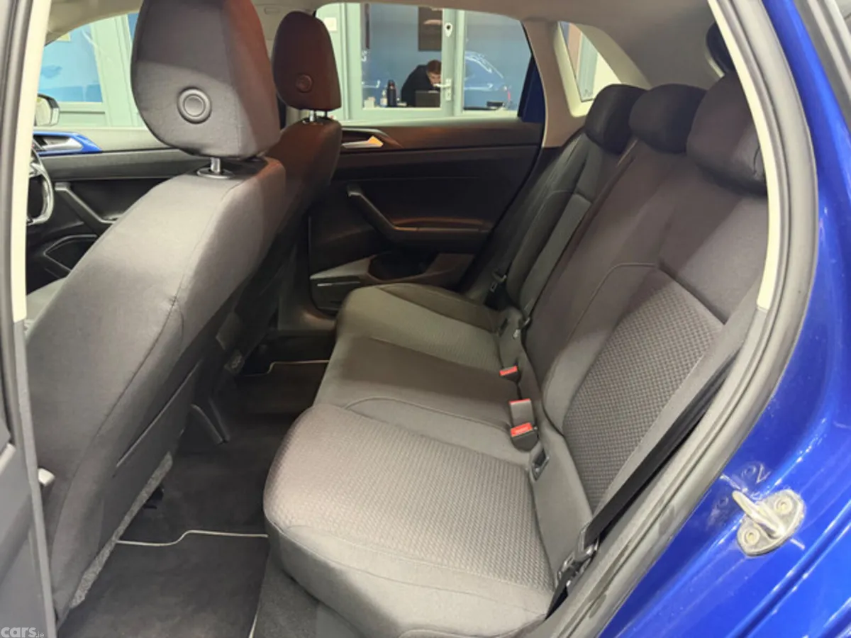 Volkswagen Polo Hatchback, Petrol, 2018, Blue