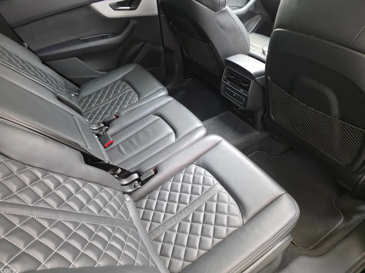 Audi Q7 SUV, Petrol Plug-in Hybrid, 2023, Black