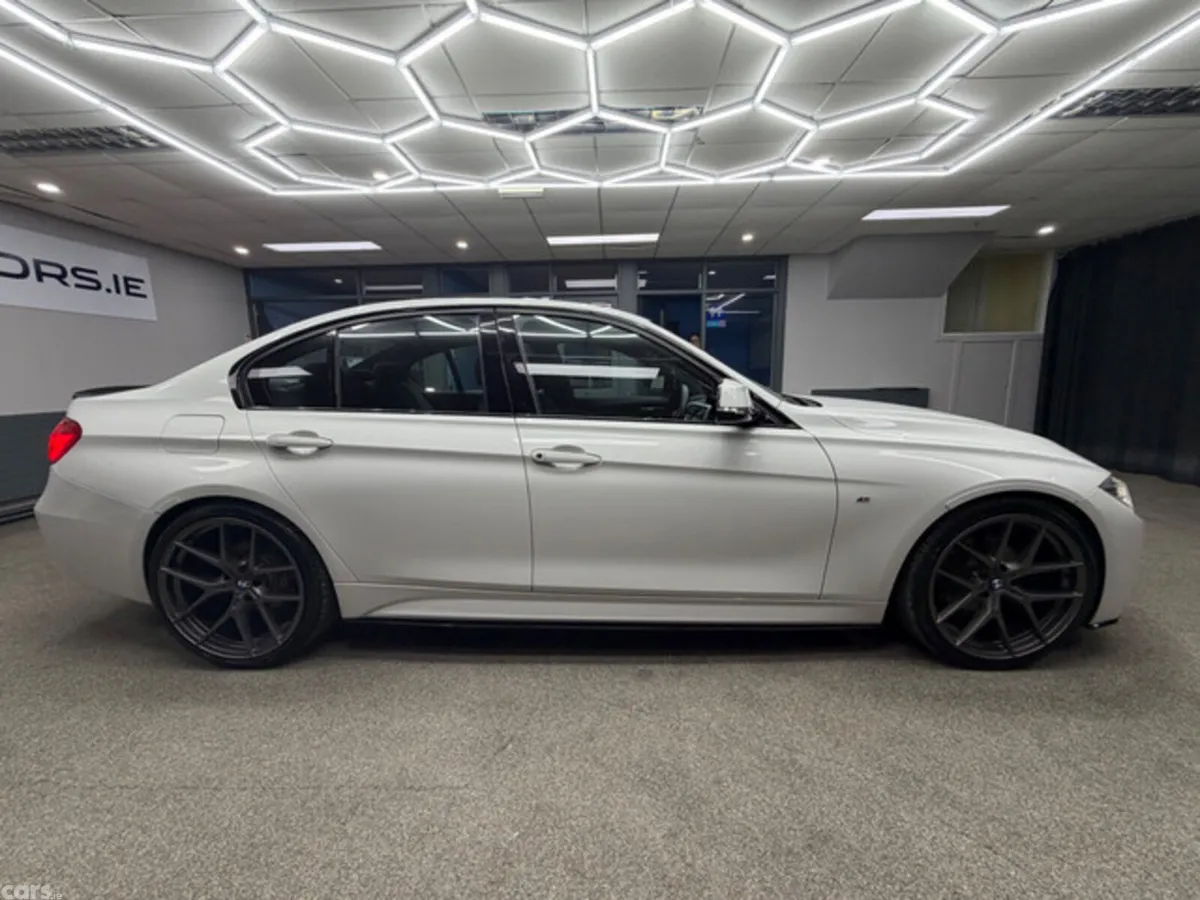 BMW 3-Series Saloon, Diesel, 2016, White