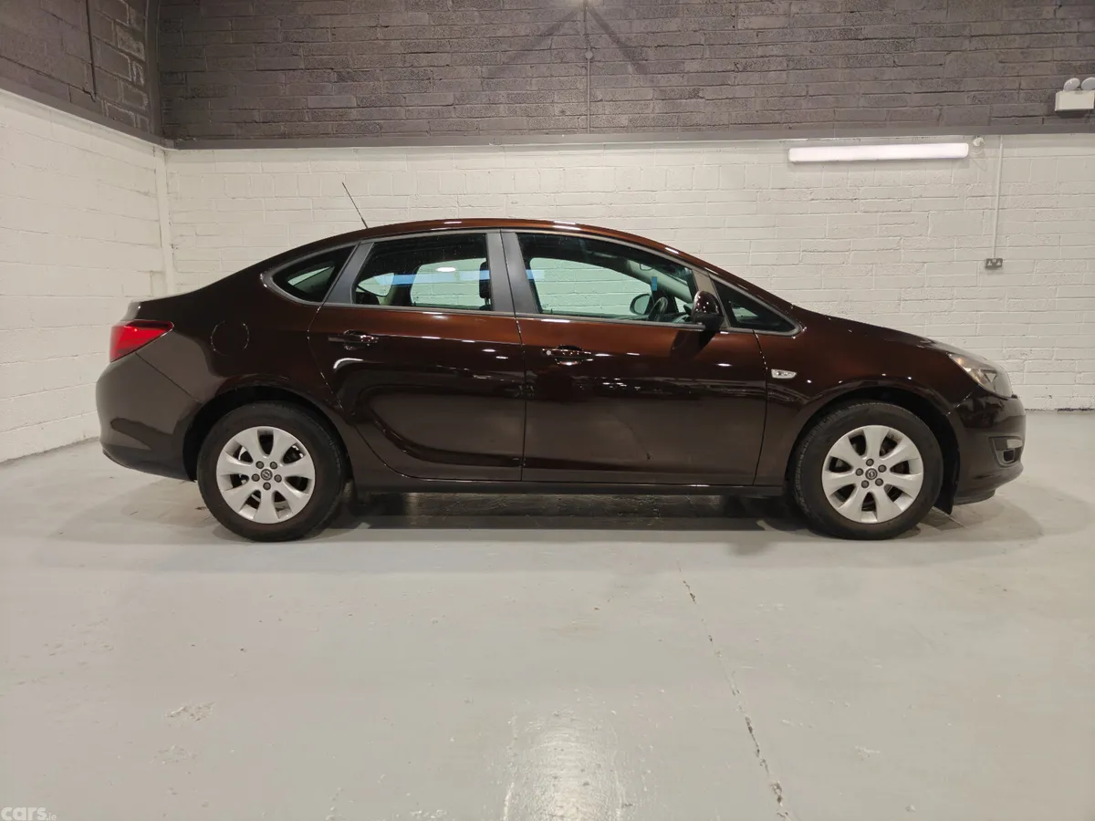 Opel Astra Saloon, Petrol, 2014, Brown