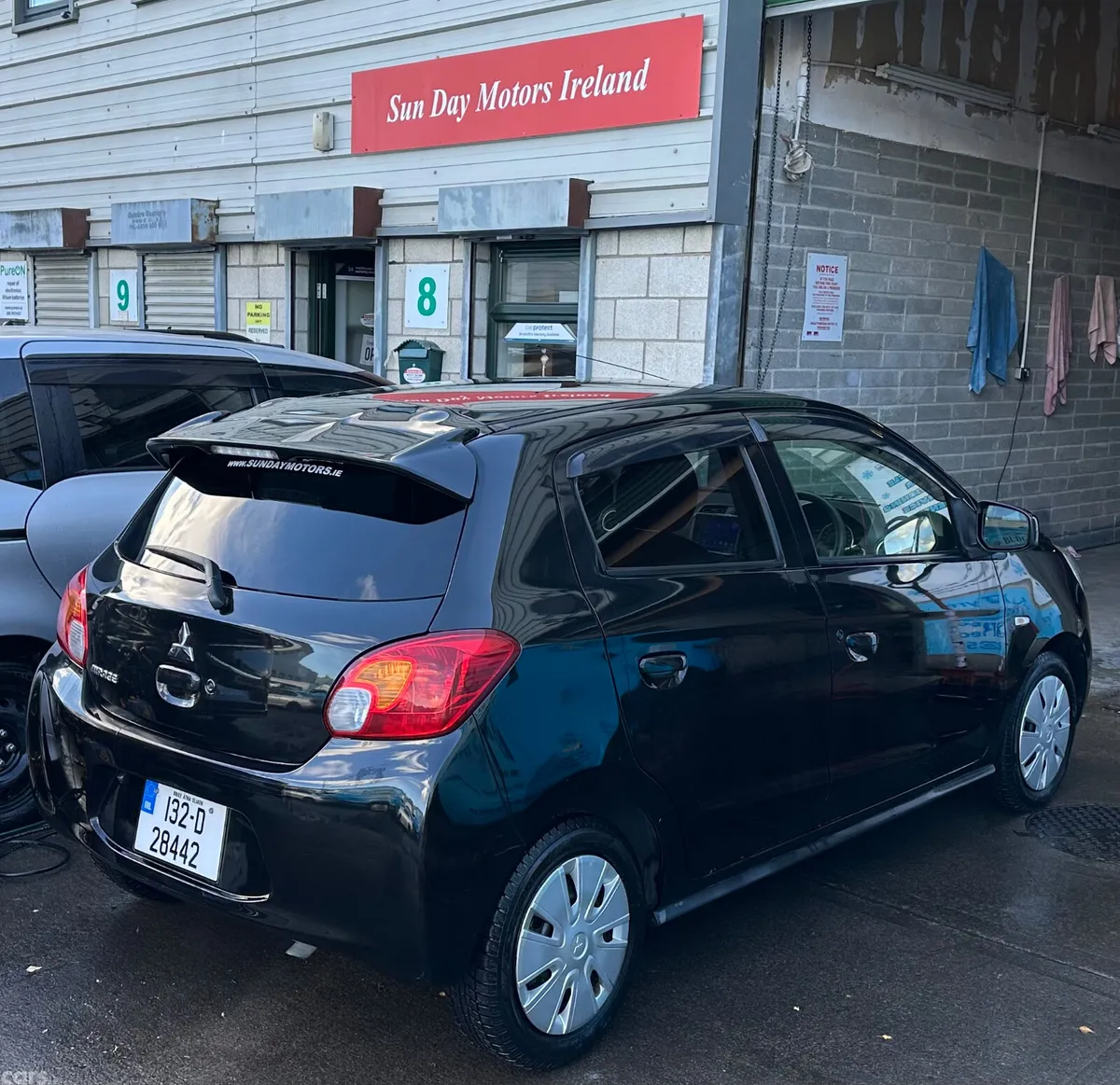 Mitsubishi Mirage Hatchback, Petrol, 2013, Black