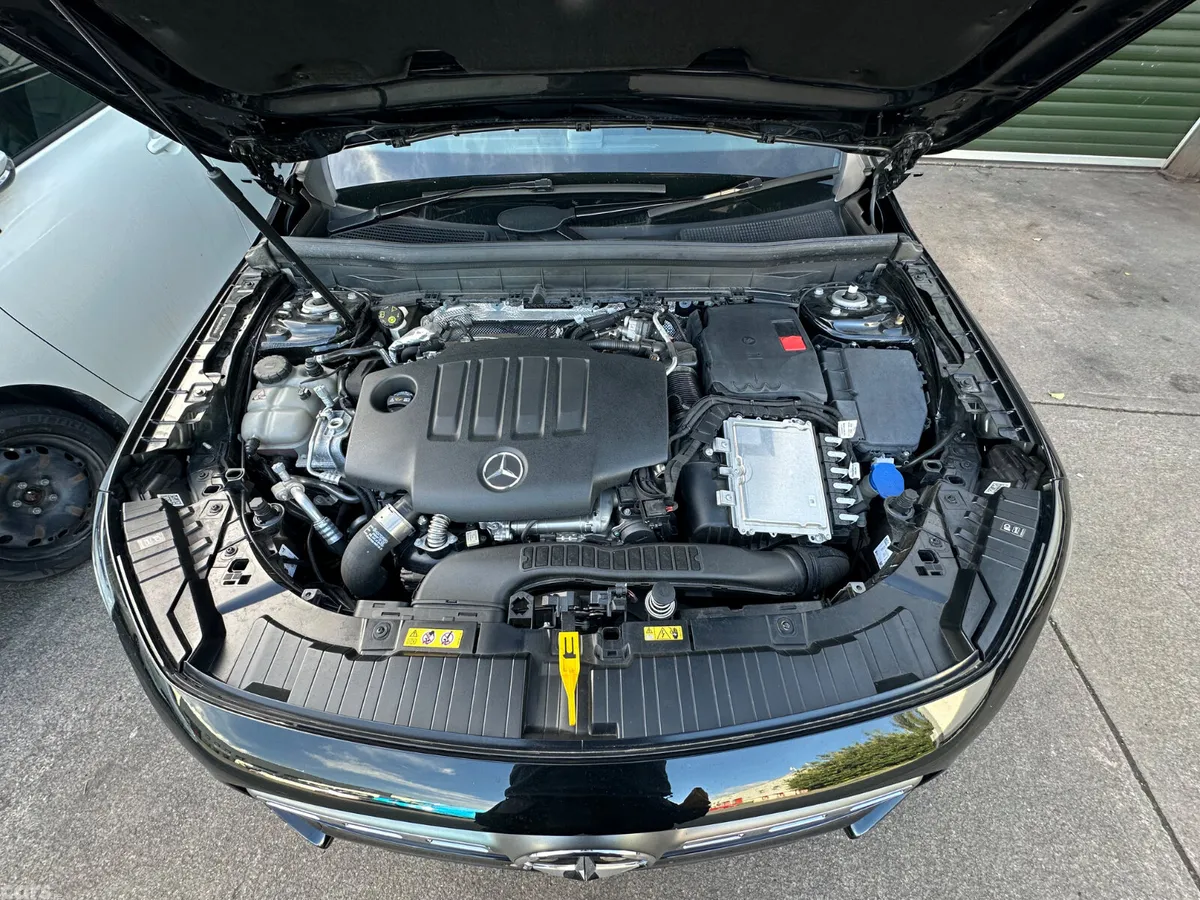 Mercedes-Benz GLB Estate, Diesel, 2024, Black