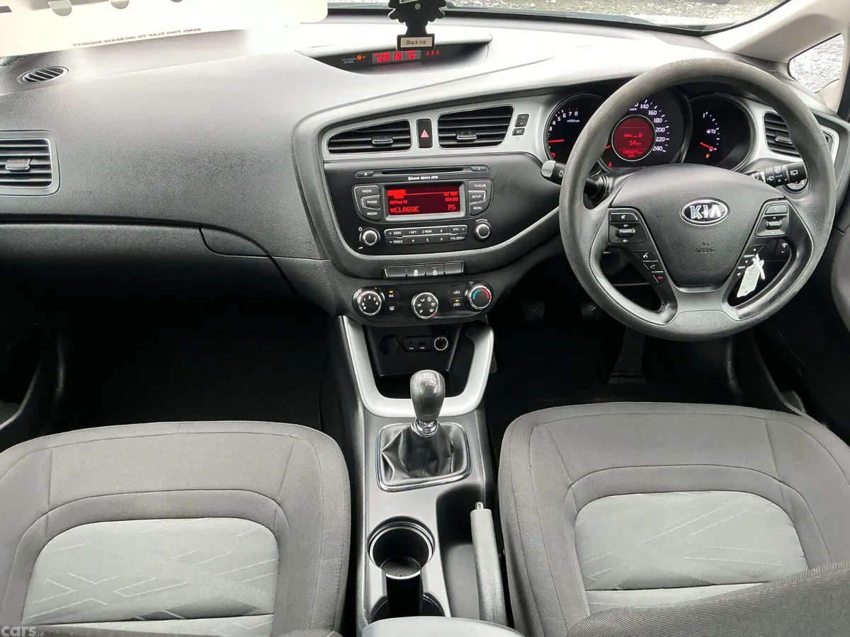 Kia Ceed Hatchback, Petrol, 2015, Black