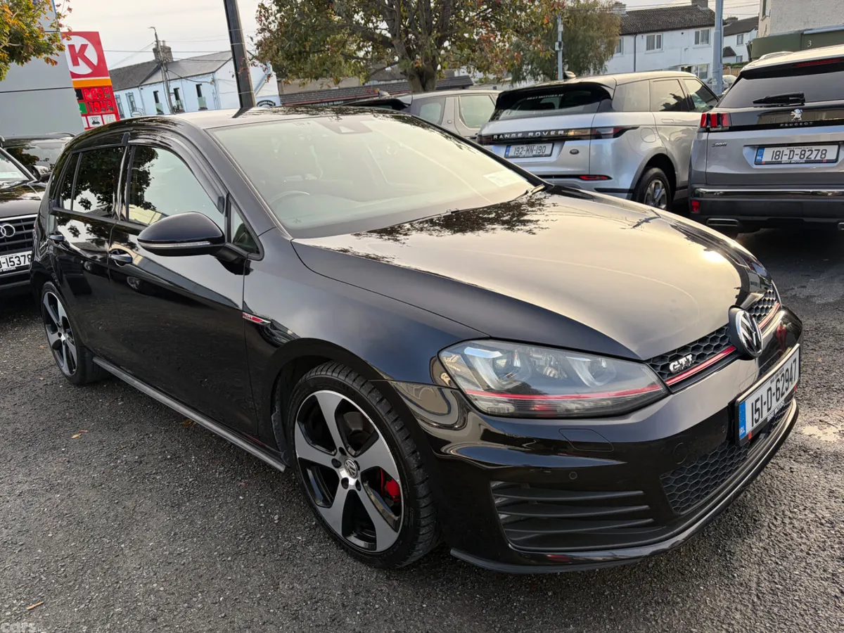 Volkswagen Golf Hatchback, Petrol, 2015, Black