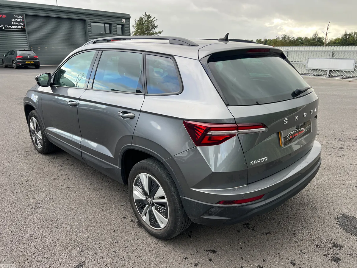 Skoda Karoq SUV, Diesel, 2023, Grey